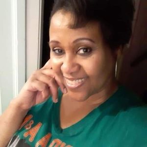 Meet your Posher, Valerie